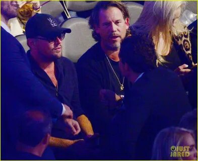 Leonardo DiCaprio Meets Up with Orlando Bloom at Mayweather 