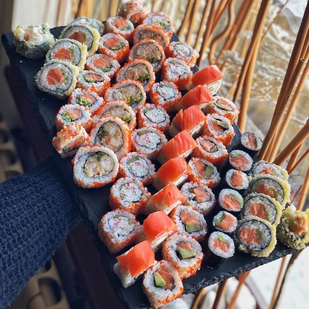 Самые вкусные суши на это фото 76