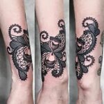 Elegantly Detailed Tattoos Mimic the Delicate Lacework of Em