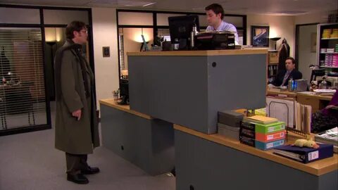 HP Monitor Used By John Krasinski (Jim Halpert) In The Offic