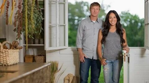 The 'Fixer Uppers' Chip and Joanna Gaines headline KC Home S