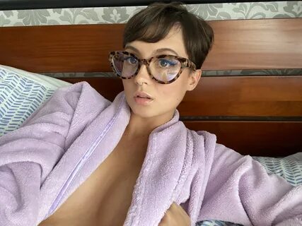 Download Daisy Lane (daisydarent) 32 Videos and 321 Photos - fansviewer.net