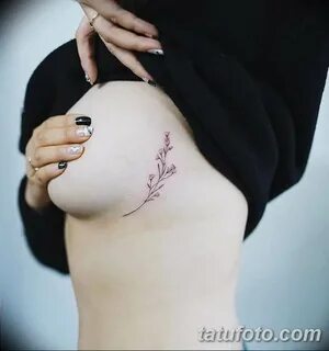 фото тату под женской грудью 26.01.2019 № 109 - tattoo under