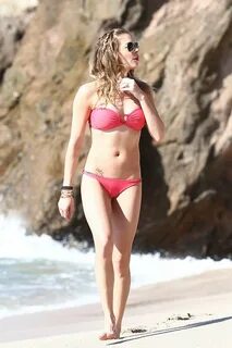 LeAnn Rimes on the beach in Cabo (bikini) 1/2/13 Unrated
