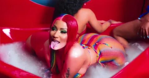 All posts from foxer1 in Nicki Minaj - Curvage