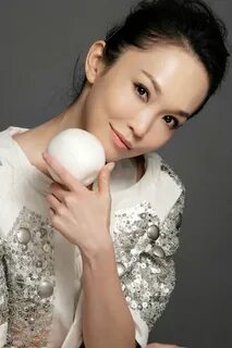 Saying Pictures: Singapore Top Actress Fann Wong 范 文 芳