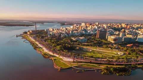 Porto Alegre. Eu voltei a trabalhar fora de casa e se. by Pa