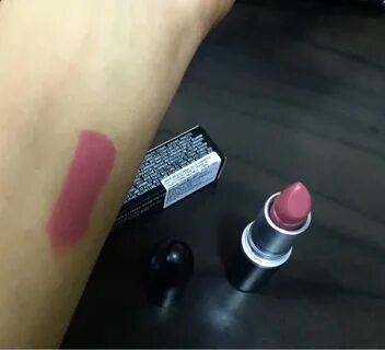 Nude to Berries : MAC TWIG LIPSTICK REVIEW, SWATCHES.
