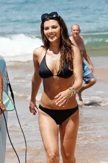 ALI LANDRY in Bikini Surfing on Vacation in Hawaii - HawtCel