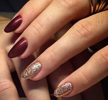 Red with Rose Gold Glitter Nails Unhas