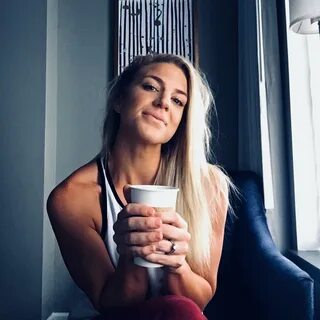 70+ Hot Pictures Of Julie Ertz Will Drive You Nuts For Her -