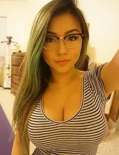 Pin on Beautiful girl in glasses.