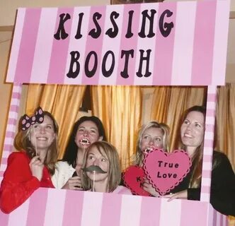 Homemade "Kissing Booth" DIY Photo Booth Kissing booth, Diy 