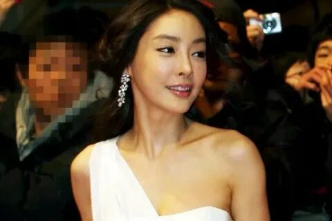 Prosecutors resume investigation into South Korea actress' s