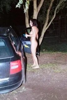 Re: Nude Girls Caught Nude Outside - Parks / Streets / Shops