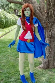 Miss Martian Cosplay from Young Justice by Ava Grob, photo b