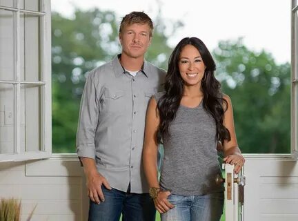 Joanna Gaines: Husband Chip Gaines, Designer, Children, and 