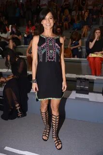 Perrey Reeves Mini Dress - Perrey Reeves Looks - StyleBistro