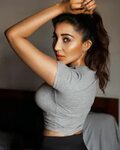 Parvati Nair Hot Pics - TeluguBulletin.com