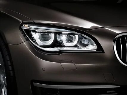 9. Adaptive light - BMW 7 series, 4.4 л., 2014 года на DRIVE