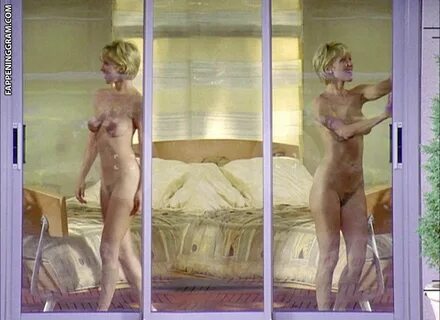 Bobbie Phillips Nude The Fappening - FappeningGram