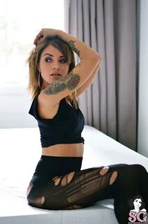 Beautiful Suicide Girl 0 thaiz THE FIRST TIME High resolutio