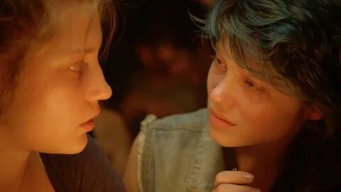 Acclaimed drama 'Blue is the Warmest Color' arrives with an 