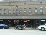 Streetside of the Tremont - Picture of Tremont Inn On Main, 