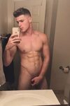 Model Alex Grant Naked - Fit Naked Guys