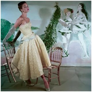 Suzy Parker Pastels and lace in 1953 © Pleasurephoto