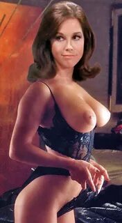 Mary Tyler Moore nackt 41 Sexiest Pictures Of Mary Tyler Moo