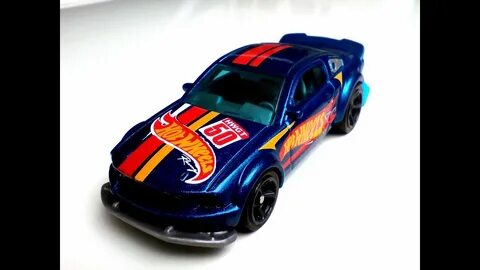 2005 Ford Mustang Hot Wheels diecast car model - YouTube