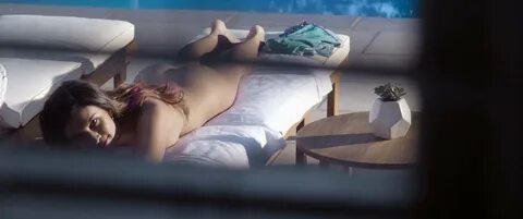 Кристина Эмерсон nude pics.