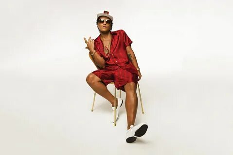 Bruno Mars Channels Michael Jackson & Prince in "Versace On 