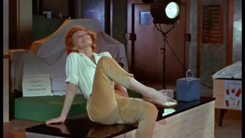 Moira Shearer - Peeping Tom dance - YouTube