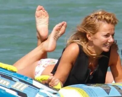 Geri Halliwell's Feet wikiFeet