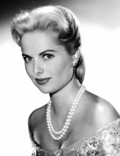 Martha Hyer Vintage hollywood stars, Classic actresses, Famo