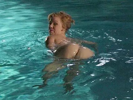 Kelli Garner As Marilyn Monroe - PaparaZzi Oops! : PaparaZzi