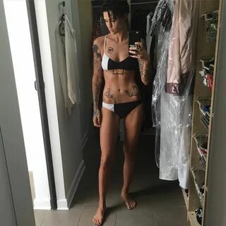 Ruby Rose's Feet wikiFeet