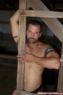 DaddyDater.com - For Gay Mature Men, Daddybears, Bears and t