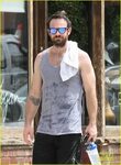 Daredevil's Charlie Cox Works Up a Major Sweat in NYC: Photo