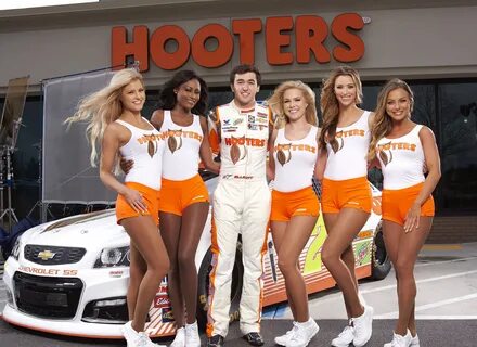 Hooters to sponsor Chase Elliott beginning in 2017 Hooters