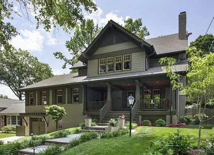 light grey house with black shutters - Wonvo