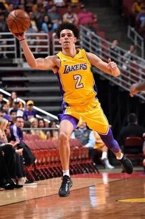 Lonzo Ball Lonzo ball, Nba players, Lamelo ball