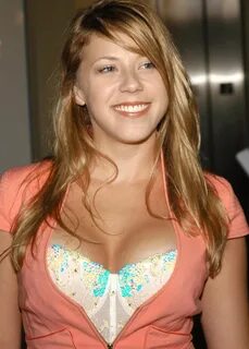 Jodie Sweetin - Free pics, galleries & more at Babepedia