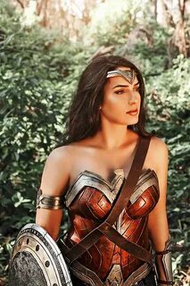 Wonder Woman Cosplay