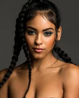 Pin by Unic1 on gorgeous Beautiful women, Hair styles, Women