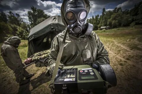 Military Gas Mask - Protects Against CBRN Agents, Industrial