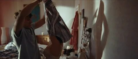 Nude video celebs " Sophie Allen sexy - Love Is Blind (2015)