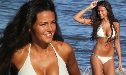Single lady Michelle Keegan shows off her stunning figure on